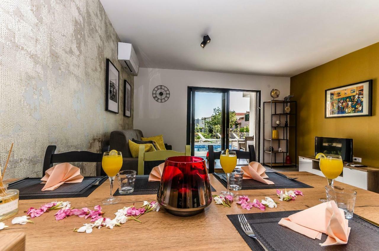 Apartments Villa Adriana II Срима Экстерьер фото